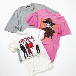 季節を問わず着まくるTシャツは、気に入ったものがあると買わずにはいられない。グレーはBrandy♡Melville、ピンクと白はヴィンテージ。