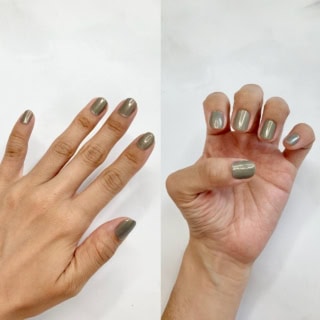 大人の女性にも使いやすいくすみのあるグリーンが素敵