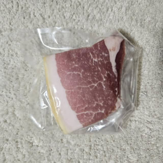 こちらが持ち帰った「はもんみなかみ」1,193円分です。チビチビ削ってチビチビいただいています。幸せは少しずつ味わうことができるのだと、「はもんみなかみ」が教えてくれました。