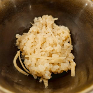 釜飯はこの日はしょうがでした。お米は名人・本多義光さんのお米だそうです。