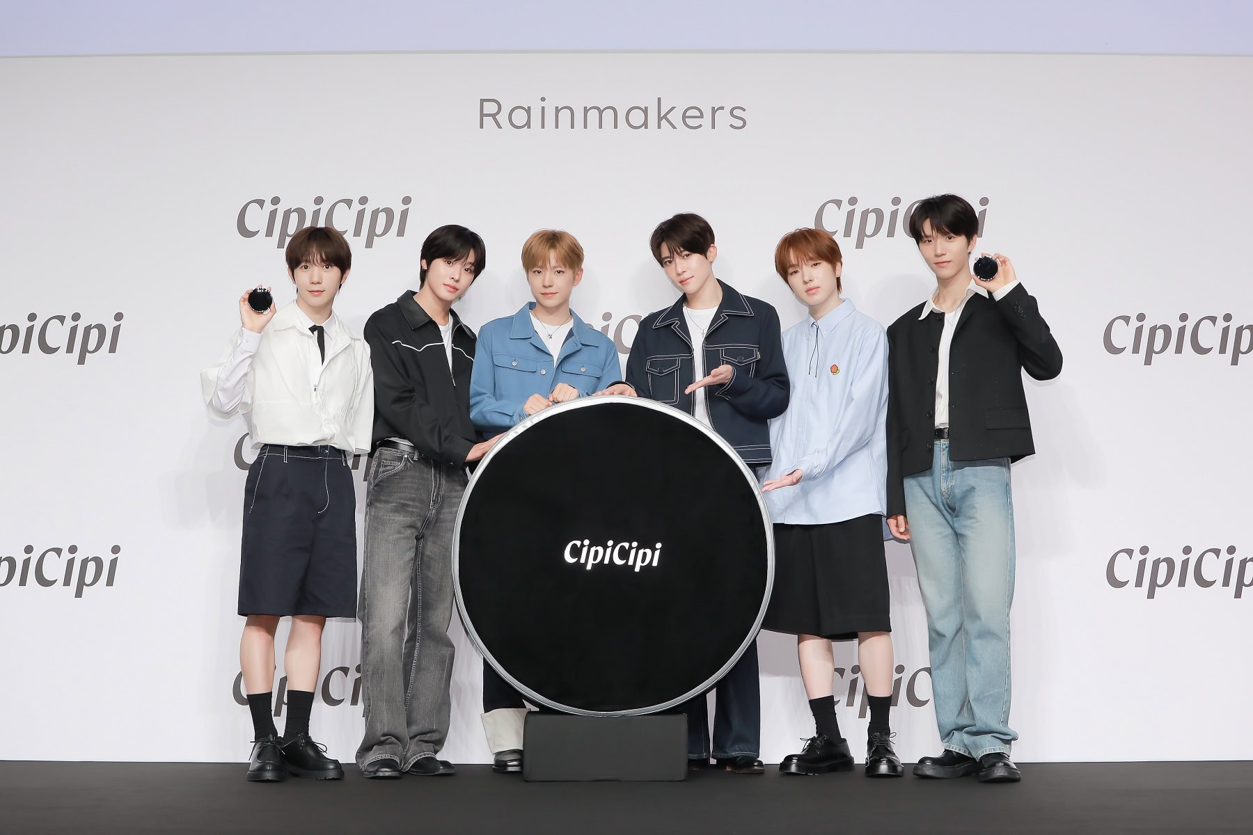 シピシピのクッションファンデ型クッションとNCT WISH