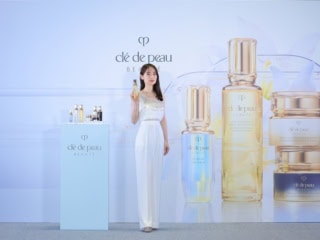 泉里香さん