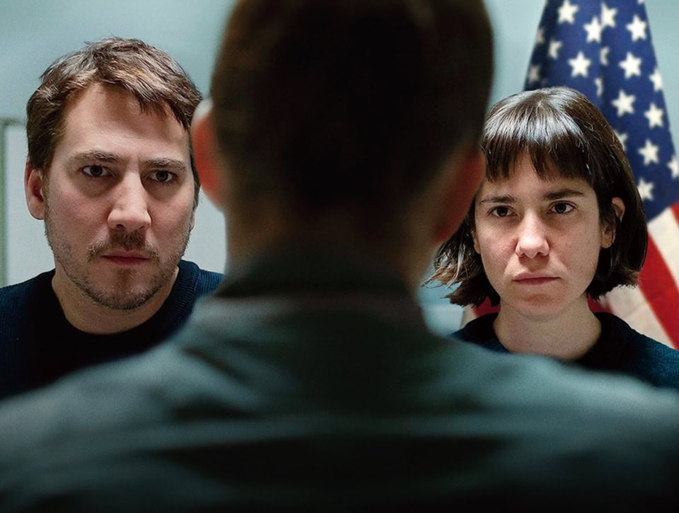 【8月の注目映画】アメリカ行く人必見。入国できないトラブル発生!? 映画『入国審査』がリアルすぎる