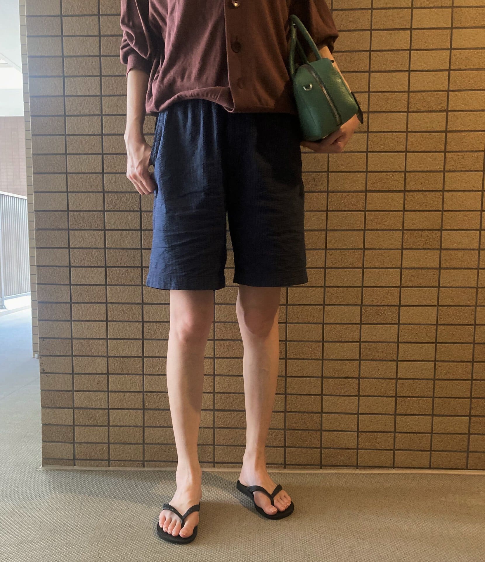 ハーフパンツはユニクロ メンズのストレッチイージーショーツ/シアサッカーで￥1,500程度で購入。その他も筆者私物