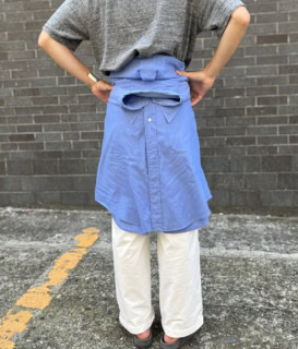 腰巻きは気になるヒップ周りもカバーできるのがイイ！ かつ結ぶ位置によって脚長効果も狙えそう！