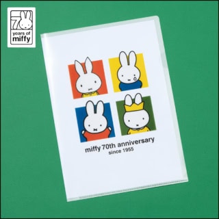 A4クリアホルダー¥308（クツワ）