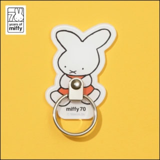 スマホリング¥2,508（グルマンディーズ）