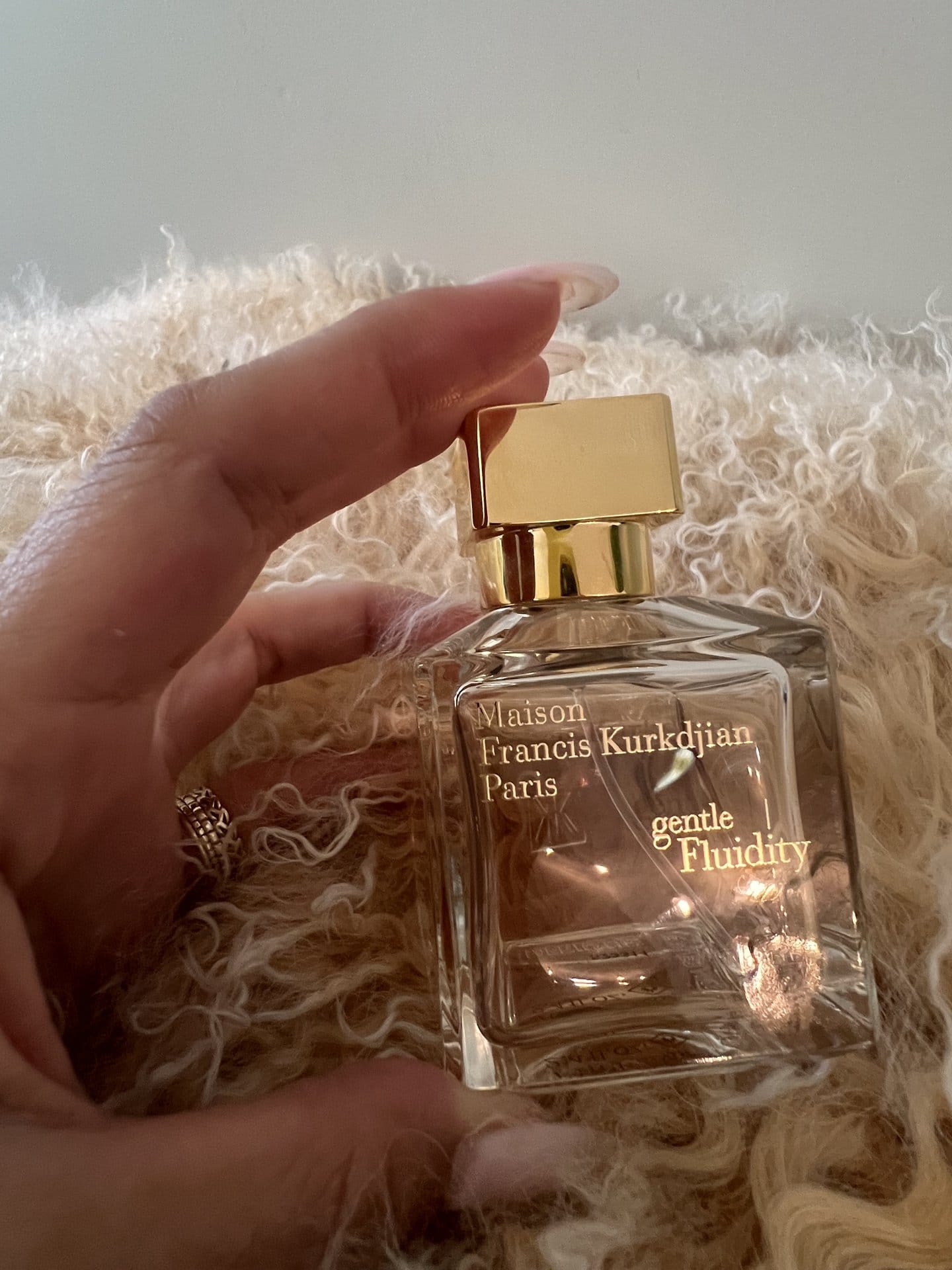 メゾン フランシス クルジャンのジェントル フルイディティもお気に入り。好きすぎて、すでになくなりかけています。他にも素敵な香りがたくさんあるので、次はどれにしようか楽しみ♥