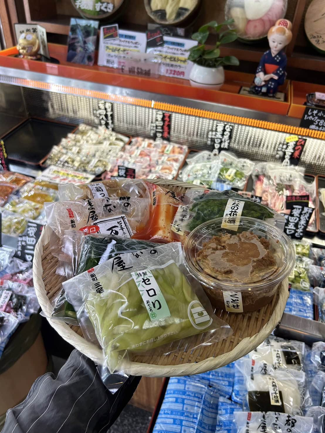 お値段はどれも500円前後。恋しくなるのでたくさん買っておくべき！