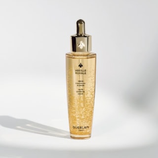 【美容液部門1位】GUERLAIN アベイユ ロイヤル ウォータリー オイル セロム 50mL ¥19,800（ゲラン）