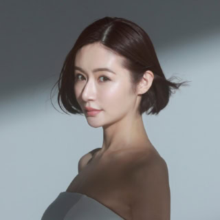モデル・実業家 宮崎麗果さん