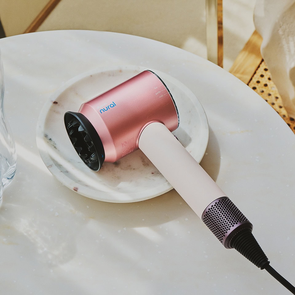 ビューティプロがラブコール！ 私が【ダイソン】の最新ドライヤーを