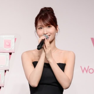 ウォンジョンヨ モイストアップレディスキンパックリニューアル発表会に登壇したTWICE MOMO