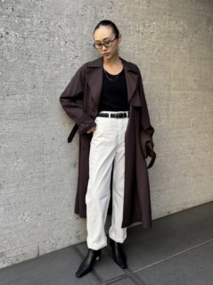 デ・プレ 丸の内店 ショップスタッフ、三嶋彩加さん