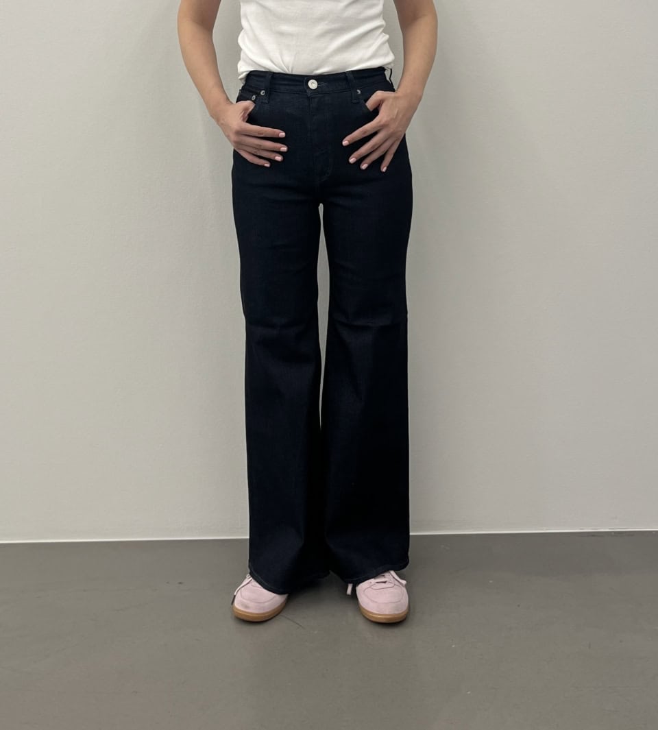 【ADVANCED LONG LEG FLARE】￥21,890（マウジー／バロックジャパンリミテッド）