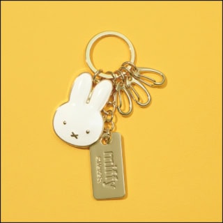 キーリング¥2,486（クツワ）