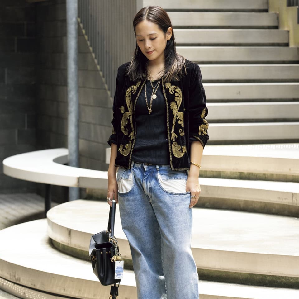 Tシャツと合わせるだけでサマになる！ おしゃれ業界人の「買ってよかった」ホメられデニム