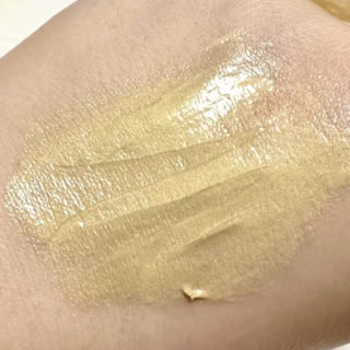 もちろん見た目だけではなく、肌にのせた感触も仕上がりも◎