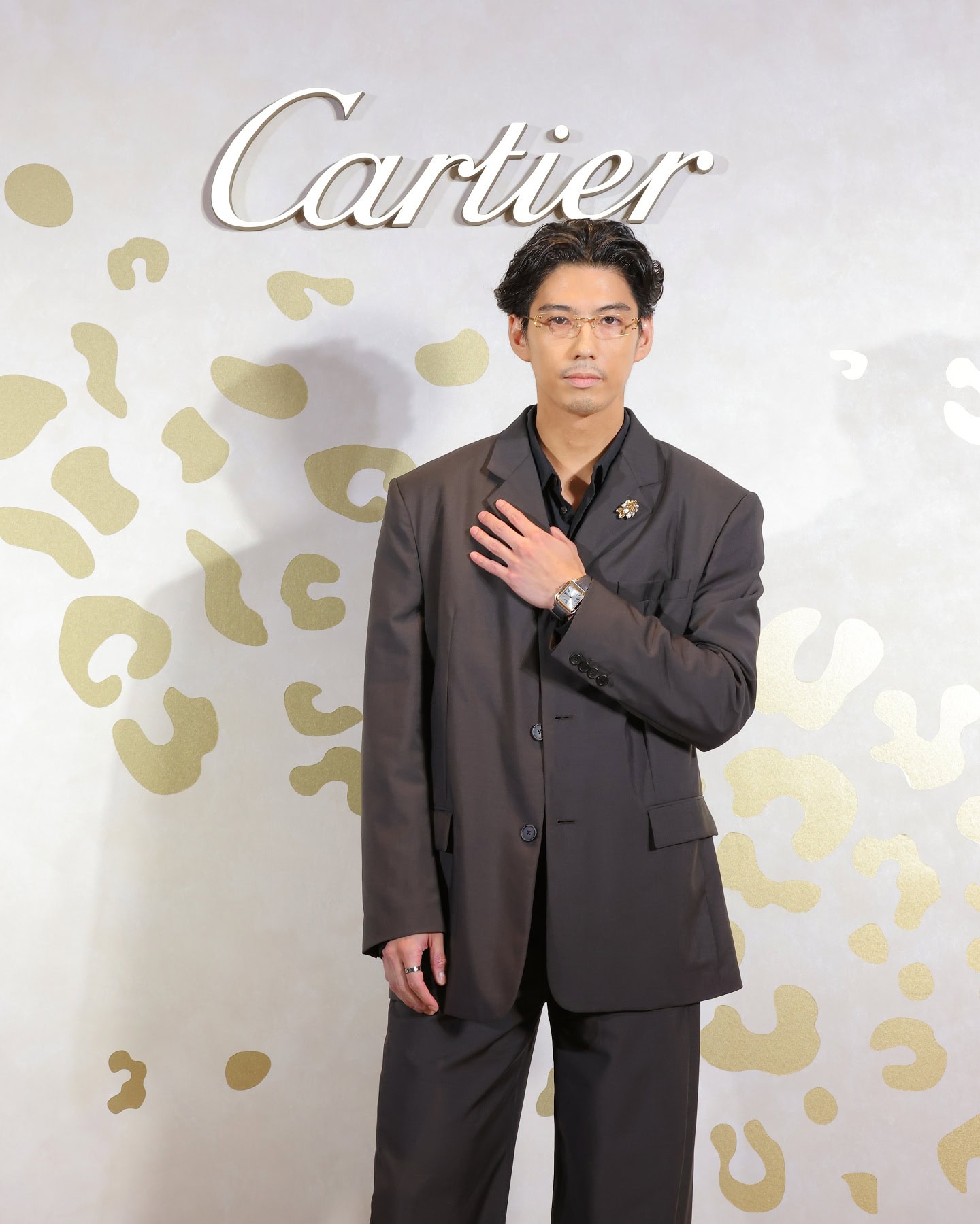賀来賢人さん