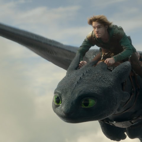 アニメ映画の実写化『ヒックとドラゴン』がエモさ爆発＆アトラクションものの飛行シーンに没入！