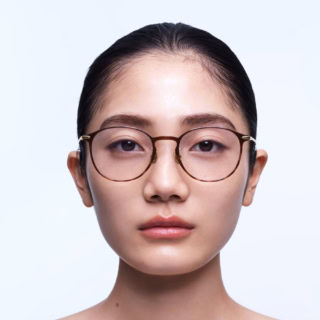 シミ、くすみのお悩みには「エアリーパープル」