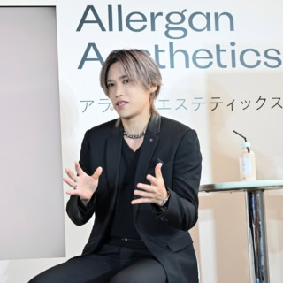 美容医療について語る千賀健永さん