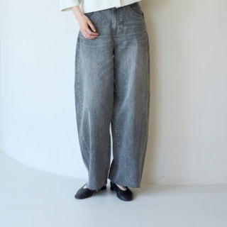 【UNFILO DENIM】撥水 バレルレッグデニム￥9,990