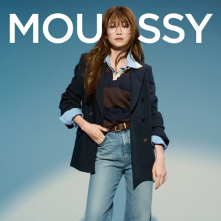 【MOUSSY】ノーストレスで美脚に！ 25年目のマウジーの新作フレアとコーデュロイアイテムに注目｜ヨンア
