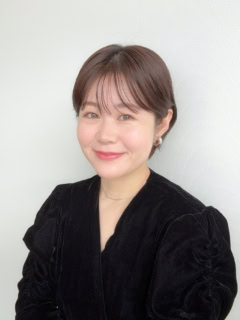 オペラ・デジャヴュ・フィニ・ビューズPR 玉川聡子さん メイクアップブランドの「オペラ」「デジャヴュ」のほか、レディスシェービングサロンの「フィニ」、アイブロウサロン「ビューズ」などのPRを担当。