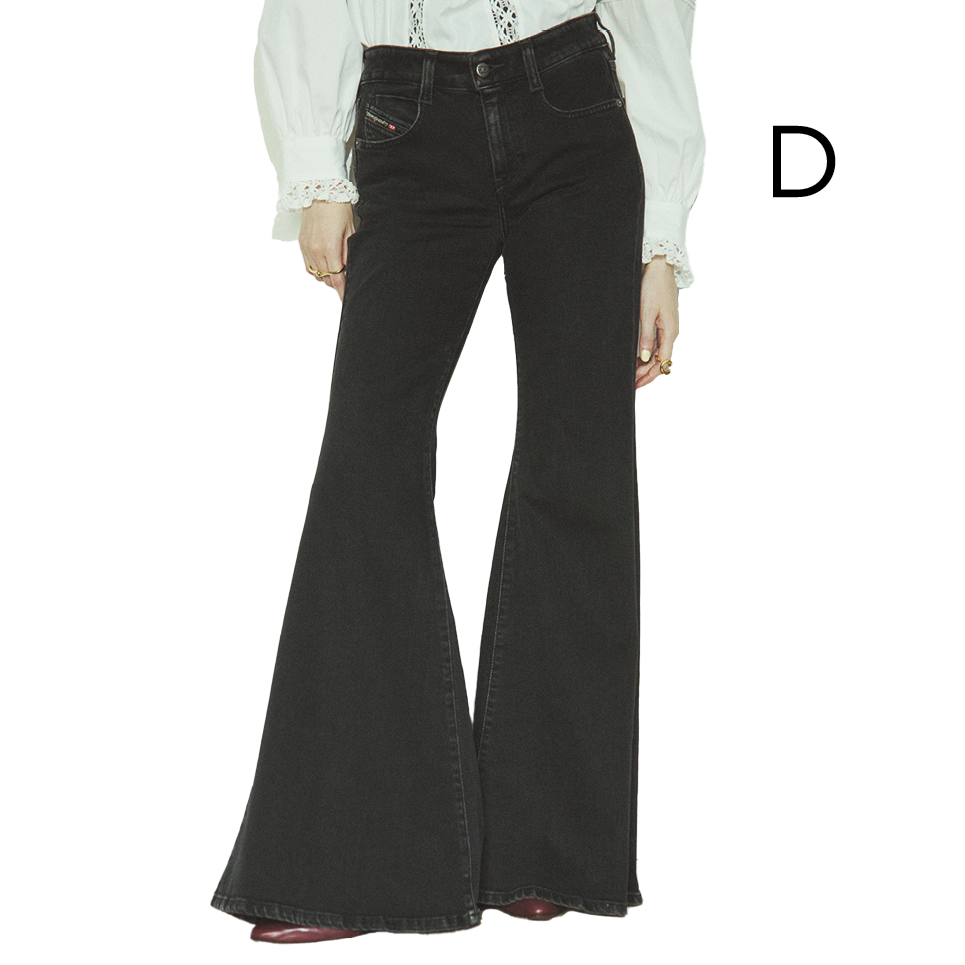 【DIESELのベルボトムデニム】 とんでもなくフレアなデザインが周囲の目を引く1本。メリハリのあるシルエットで、美脚効果も絶大です。ブラックは少しモードな印象もあり、意外とスタイリングしやすい！ ¥46,200（ディーゼル／ディーゼル ジャパン）