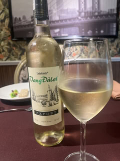 せっかくなので、ベトナム産ワインとペアリング