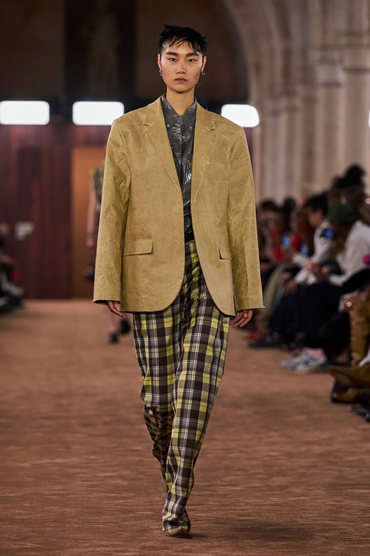 Acne Studios 2026 SPRING SUMMER_002