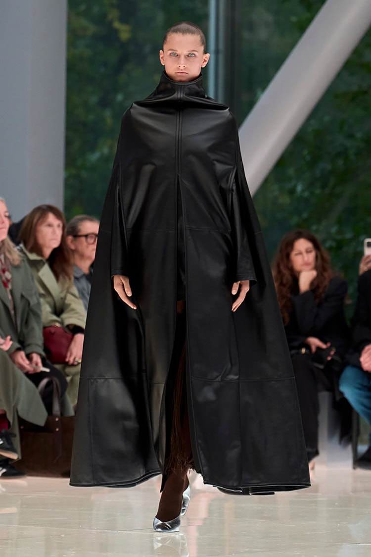 ALAïA 2026 SPRING SUMMER_038