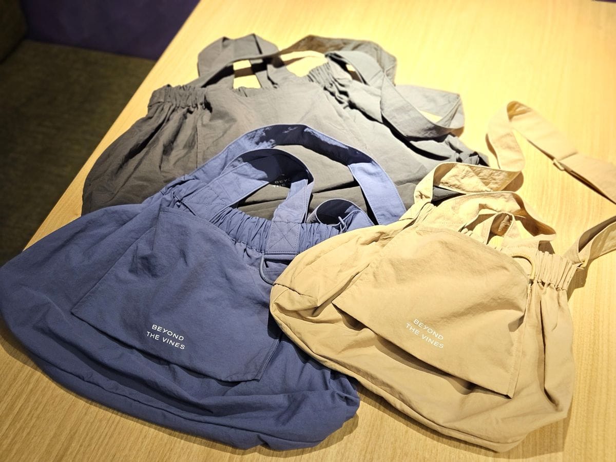 超軽量でフォルムがかわいい「Dumpling Bag」も要チェック