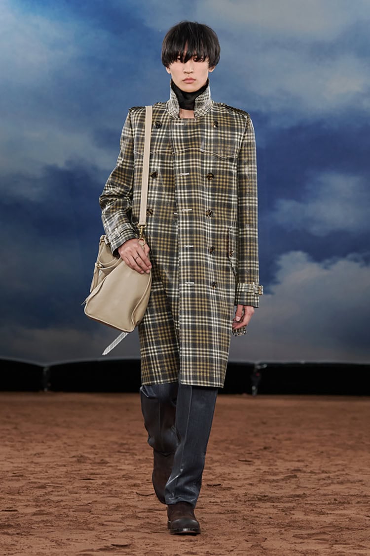 BURBERRY 2026 SPRING SUMMER_006