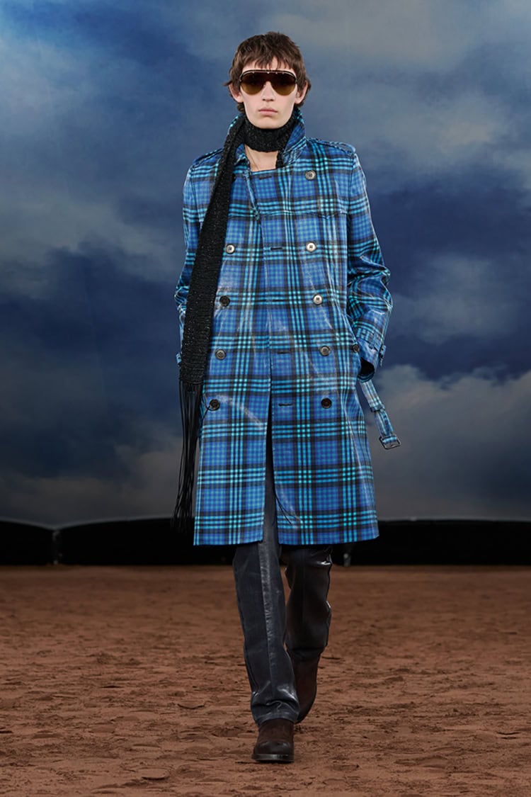 BURBERRY 2026 SPRING SUMMER_011