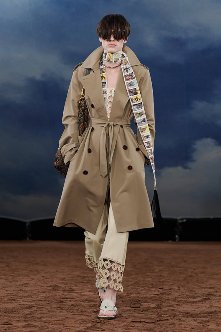 BURBERRY 2026 SPRING SUMMER_044