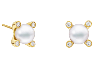 イヤリング〈プロング〉［18Kイエローゴールド×あこや真珠×ダイヤモンド］ ¥1,320,000（TASAKI）