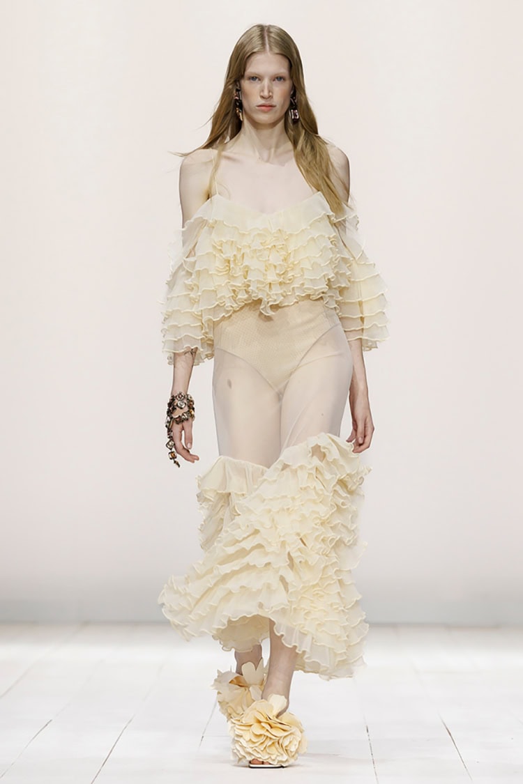 GIVENCHY 2026 SPRING SUMMER_045