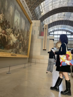 オルセー美術館は初めてだったようで、「モネの美しい世界に惹き込まれました! 」と興奮気味に語ってくれました