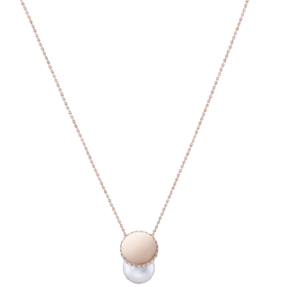 ネックレス〈ディスクパール〉［18KSAKURA ゴールド×南洋真珠 白蝶×ダイヤモンド］¥1,210,000（TASAKI）
