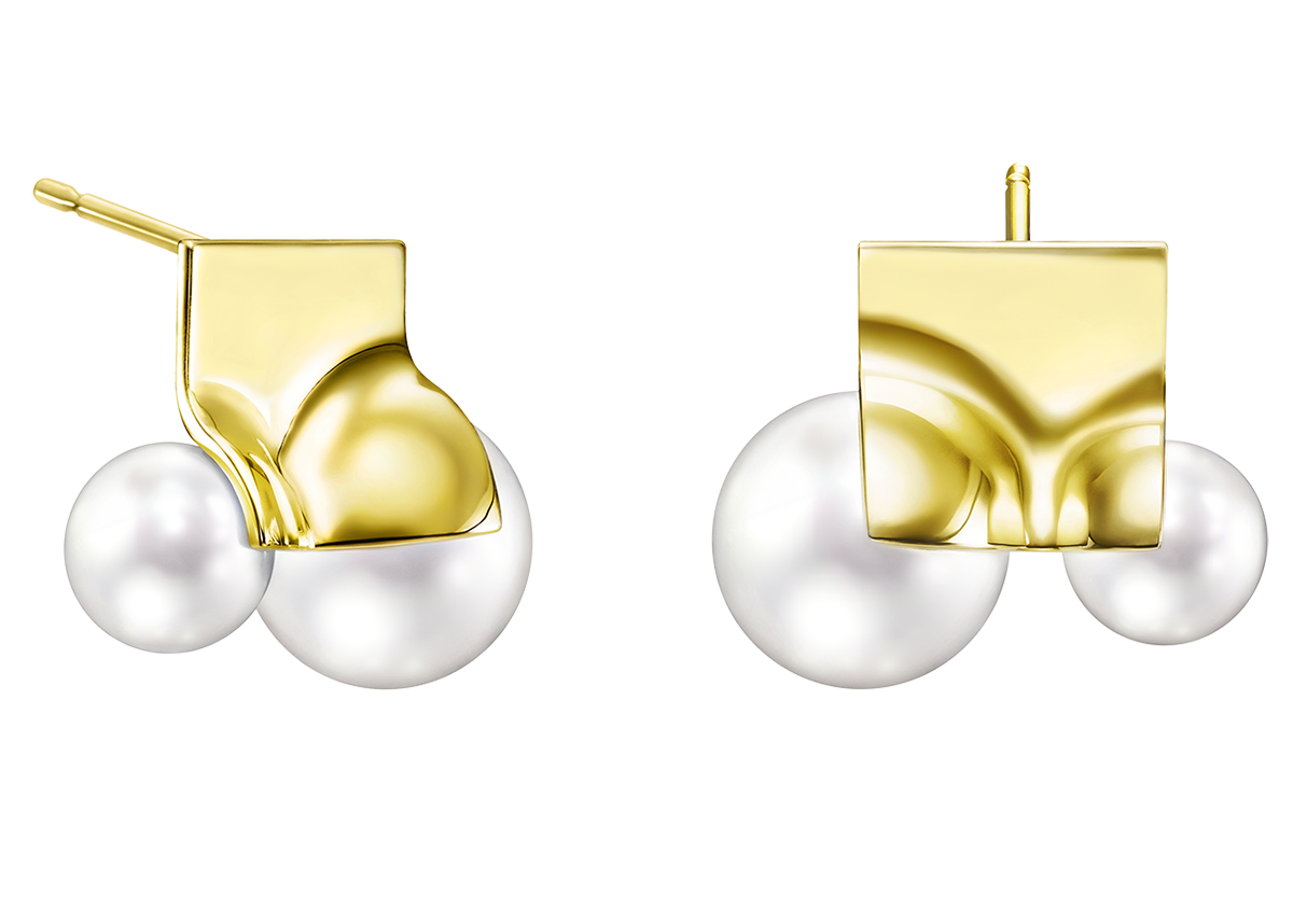 イヤリング〈スクエアリーフ〉［18Kイエローゴールド× 淡水真珠］¥462,000（TASAKI）