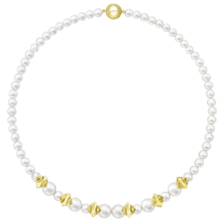 ネックレス〈スクエアリーフ〉［18Kイエローゴールド× 淡水真珠］¥2,035,000（TASAKI）