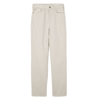 ワイドストレートデニムパンツ¥27,500（アマリー＆セシリー×アッパーハイツ／ゲストリスト）