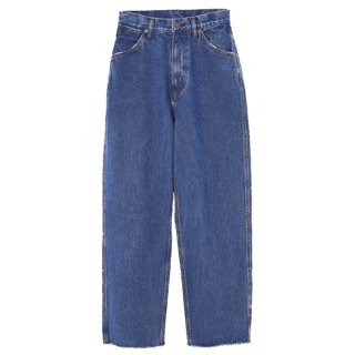 デニムパンツ¥27,500（ウエストオーバーオールズ※RHC ロンハーマン別注／RHC ロンハーマン）