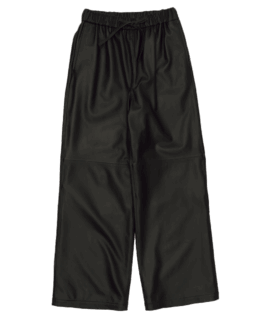 レザーパンツ¥95,700（ヨーク／エンケル）