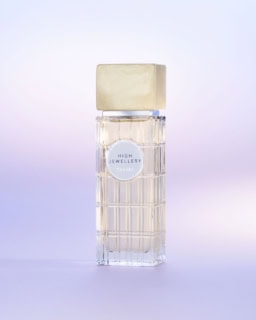 日本のラグジュアリージュエラーTASAKIが2025年10月10日(金)、自社初となるフレグランスコレクション「TASAKI HAUTE PARFUMERIE(TASAKI オート パフューマリー)」を発表。