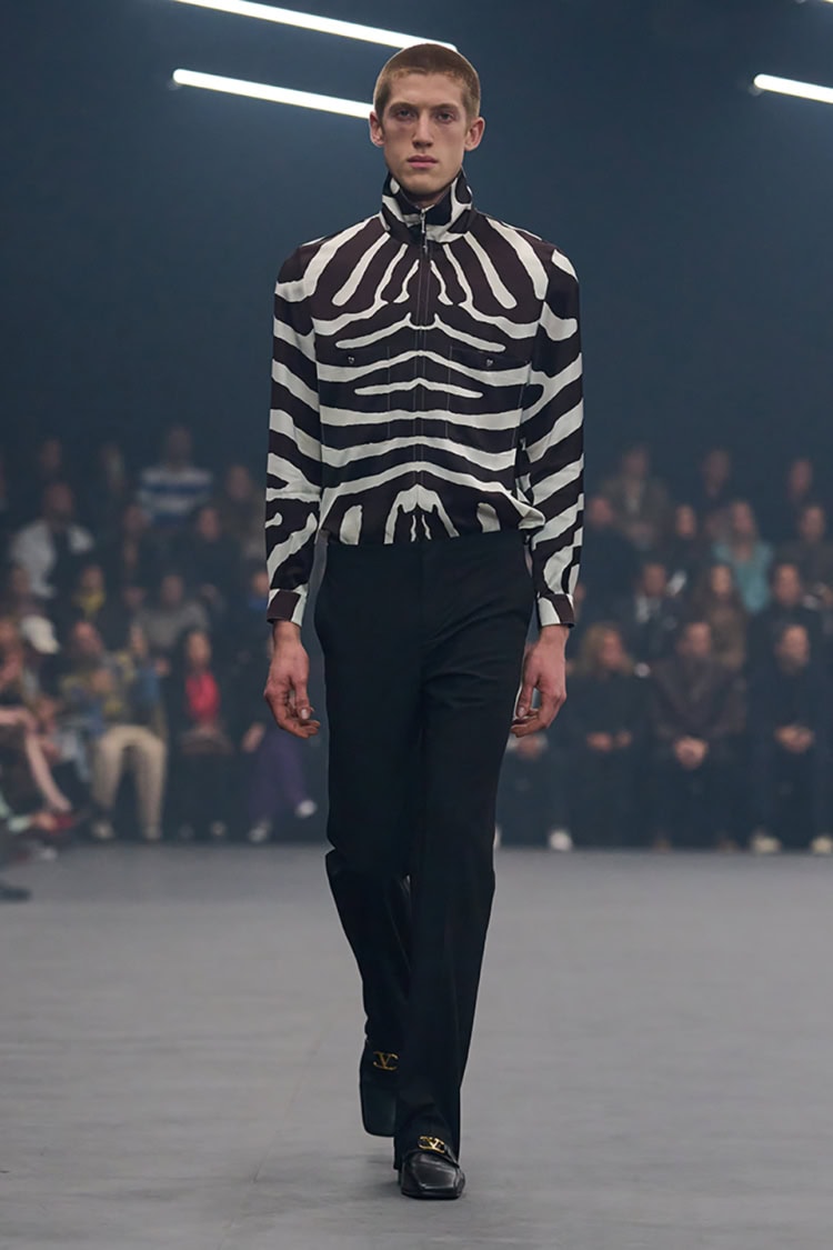 VALENTINO 2026 SPRING SUMMER_009