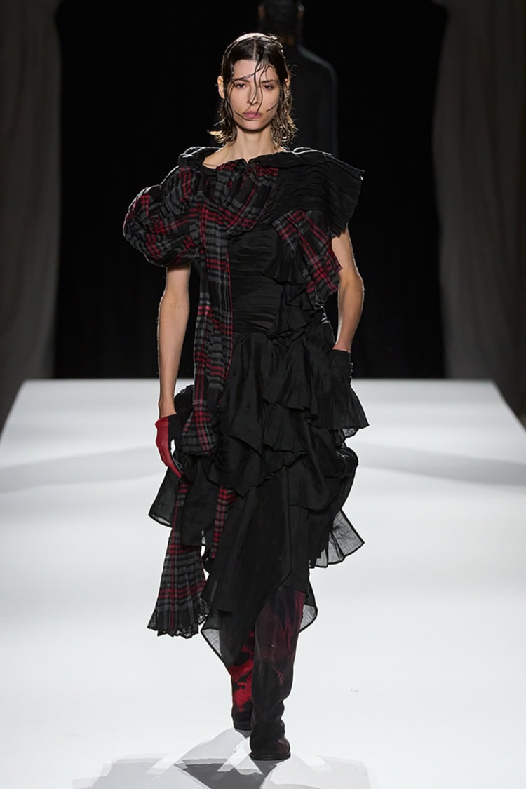 Yohji Yamamoto 2026 SPRING SUMMER_022