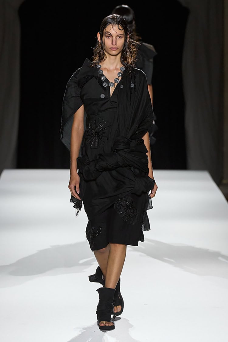 Yohji Yamamoto 2026 SPRING SUMMER_038
